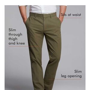 J. Crew Men’s Aiden Chino Trousers in Navy Blue Size 31x32